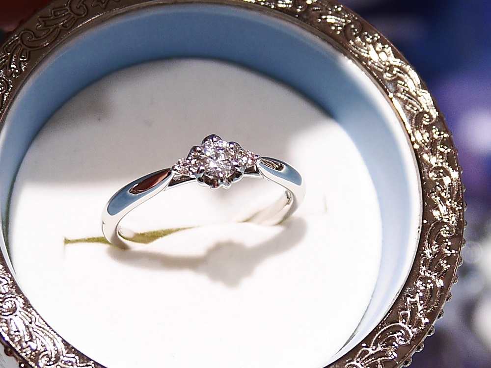 ヤマトヤ沼津店 ディズニーシンデレラの婚約指輪でロマンティックなプロポーズを
